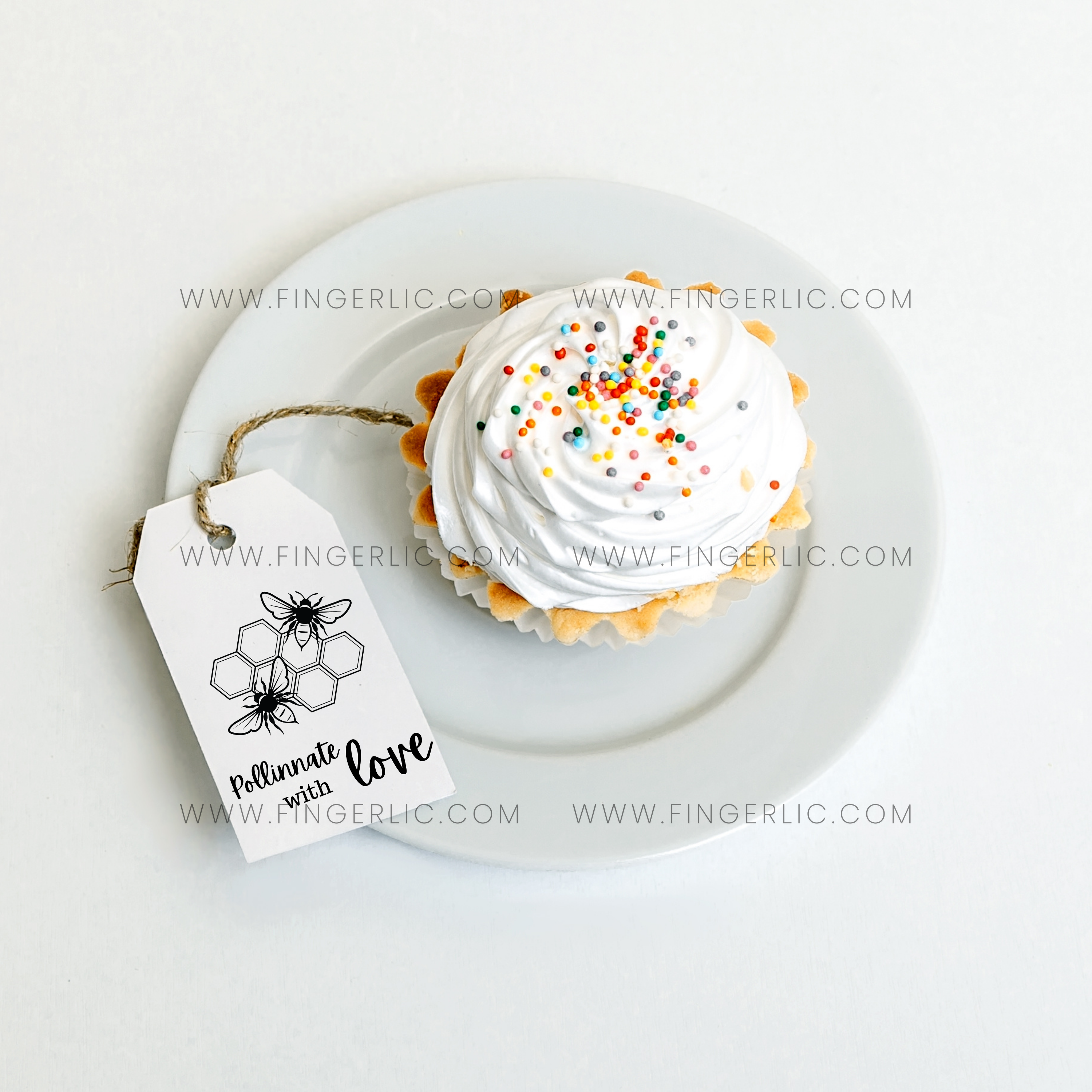 Fingerlic's Spring Tag Pollinate with Love